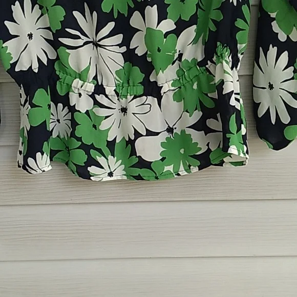 Charter Club Top with a Gold Bar in the front of shirt and Elastic Waist - Picture 6 of 7